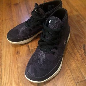 No Bull size 8.5 trainers